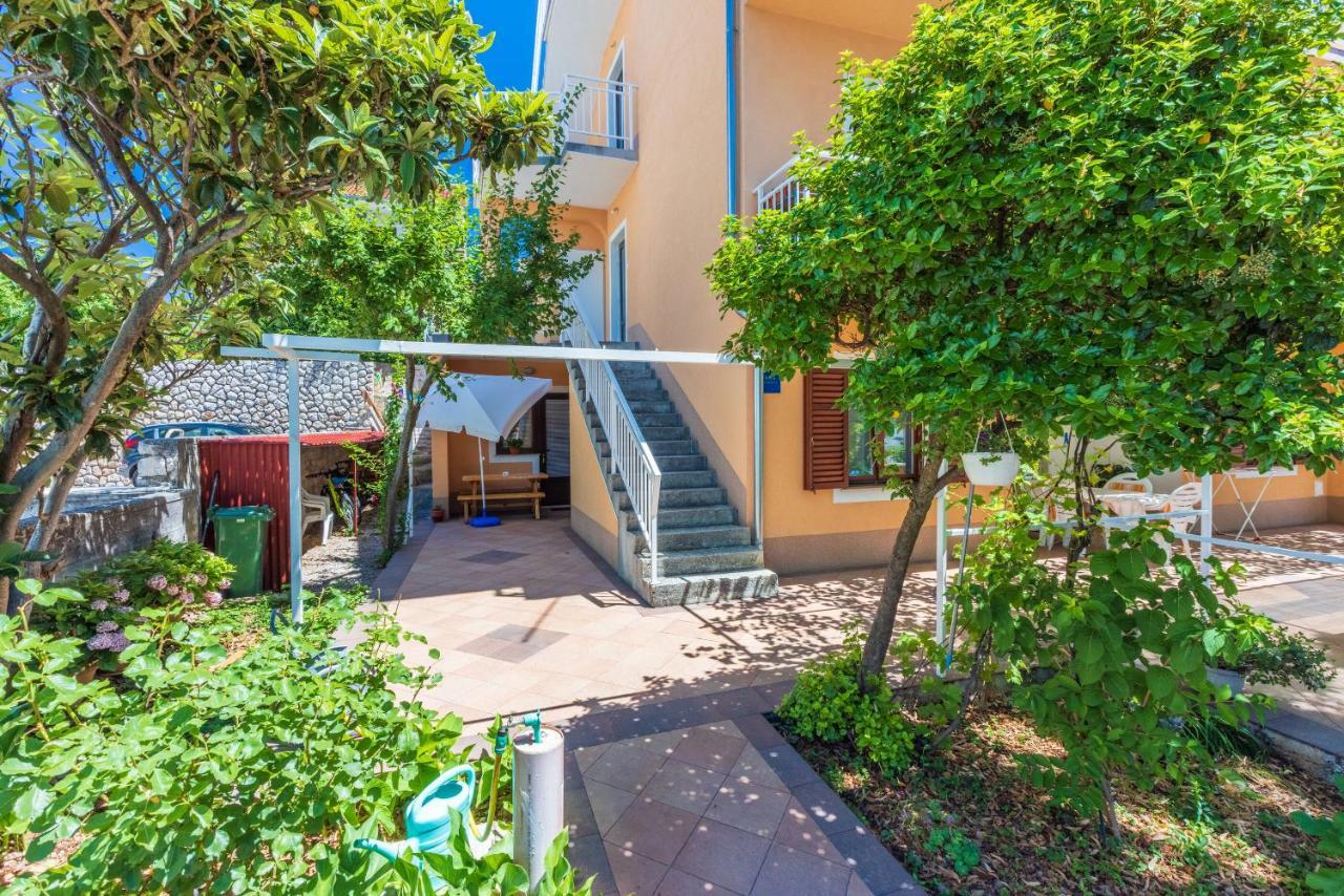 Apartments Lilin Crikvenica Exterior photo